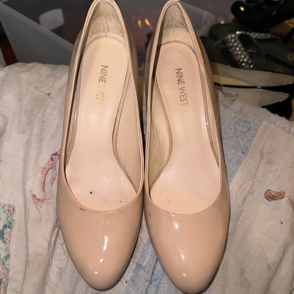 Wedge Close Toe Shoes size 7M - Picture 3 of 6